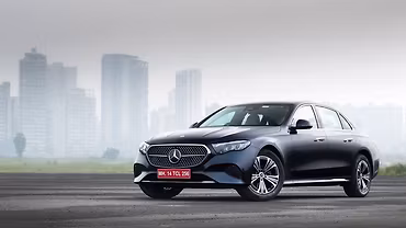 MERCEDES E-CLASS W212 09/04-2016 SAD. KAM. LÄM. TUULILASI