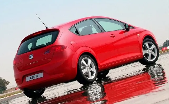 SEAT | LEON | 5-OVINEN HATCHBACK | 2005-2012 TAKALASI 1 SEAT | LEON | 5-OVINEN HATCHBACK | 2005-2012 TAKALASI
