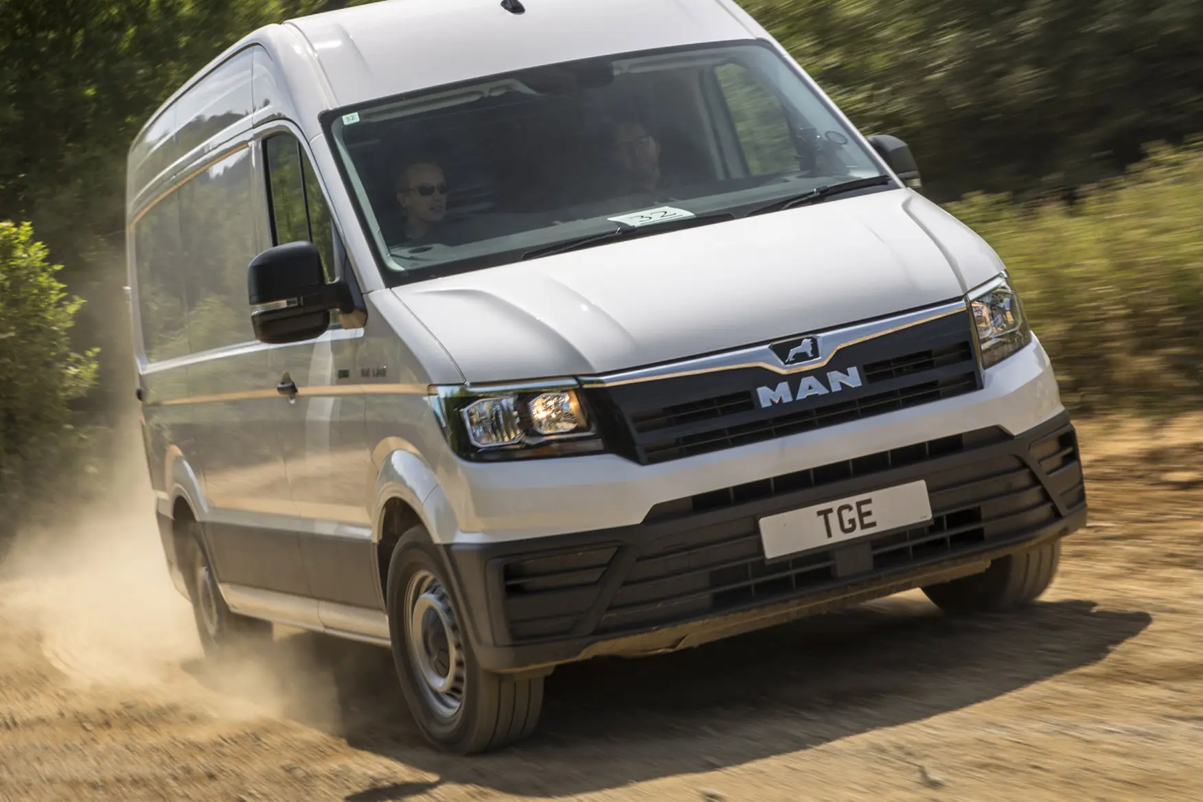 VW CRAFTER / MAN TGE 2019- SAD. KAM. TUULILASI